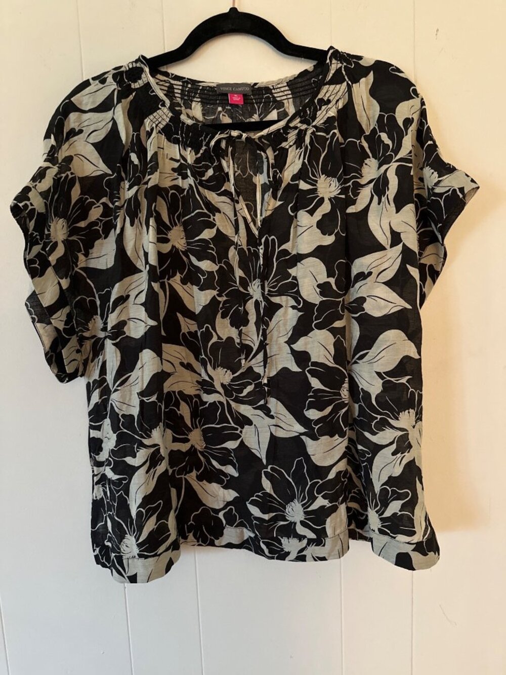 Vince Camuto Black & White Floral Print Blouse Womens 1X Short Sleeve Lightweigh